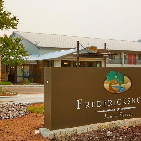 Fredericksburg Inn And Suites Dış mekan fotoğraf