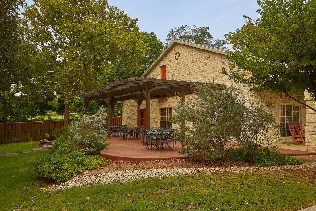 Fredericksburg Inn And Suites Dış mekan fotoğraf